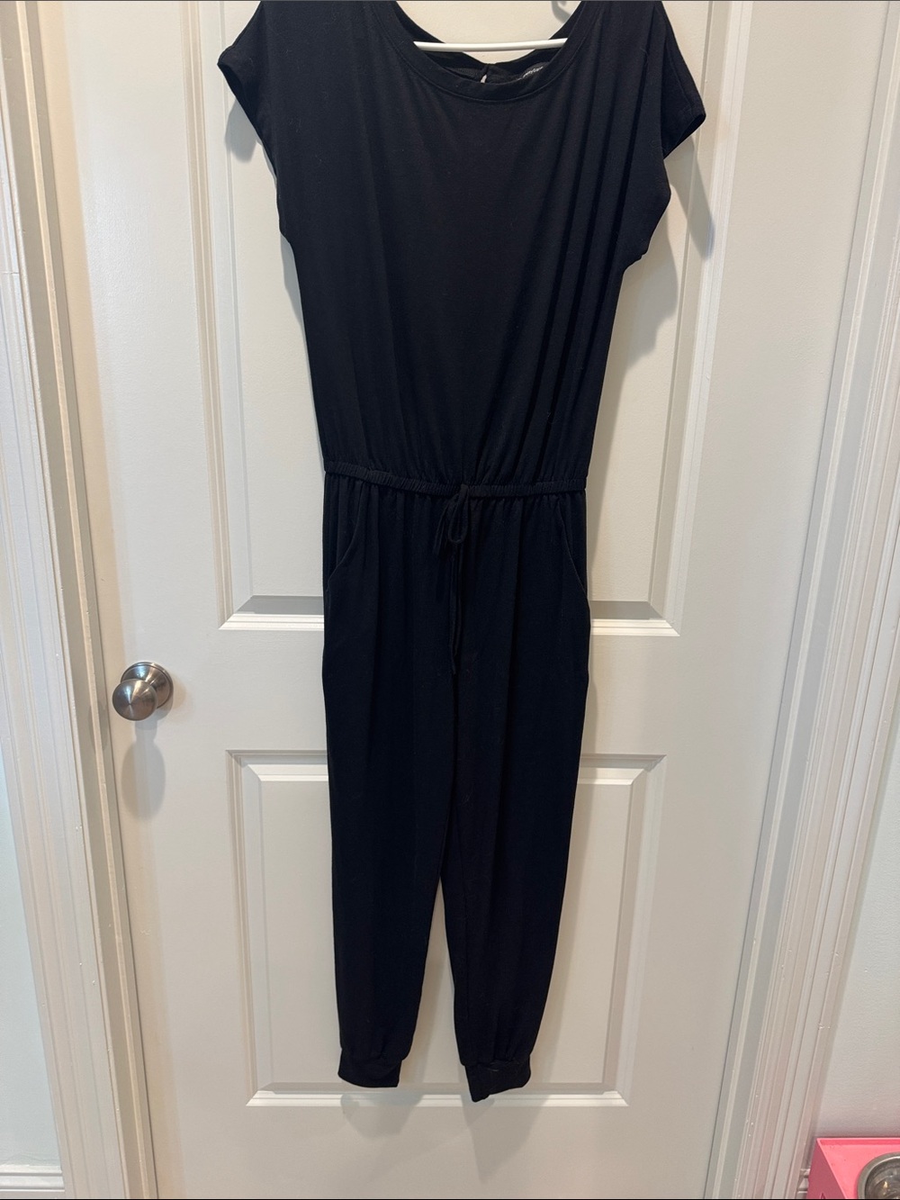 Women’s Black Short-Sleeve Drawstring Jumpsuit